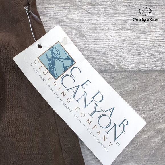 Cedar Canyon Straight Leg Hip Zipper Pants Size 14 - Picture 2 of 6